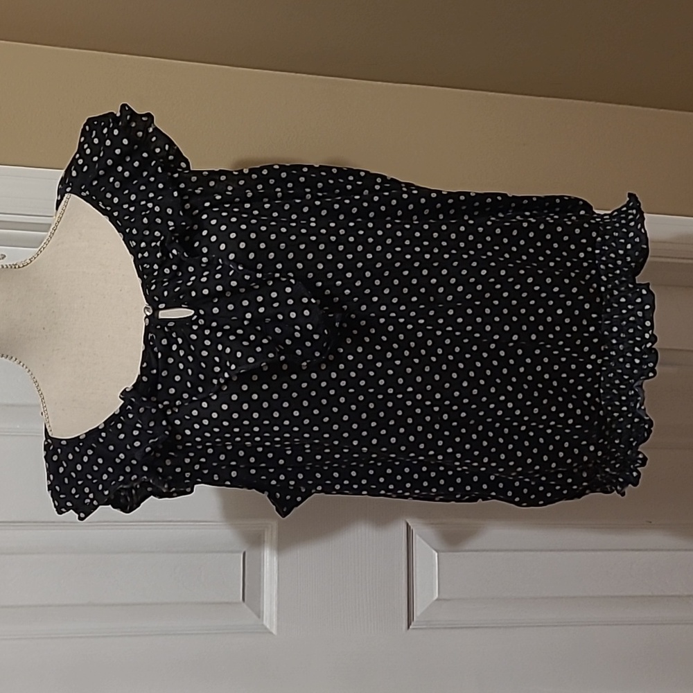 French Laundry ruffled cap sleeve top
